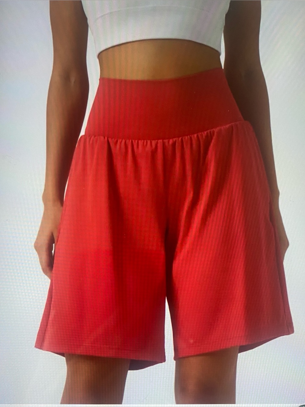 HALARA High Waist Wide-Leg Ribbed Red Shorts